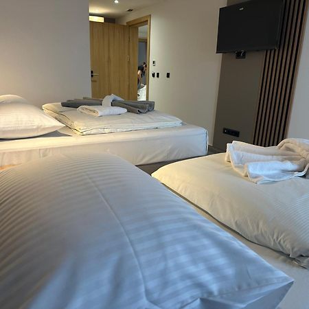 Hotel Suljovic อิลิดชา ภายนอก รูปภาพ