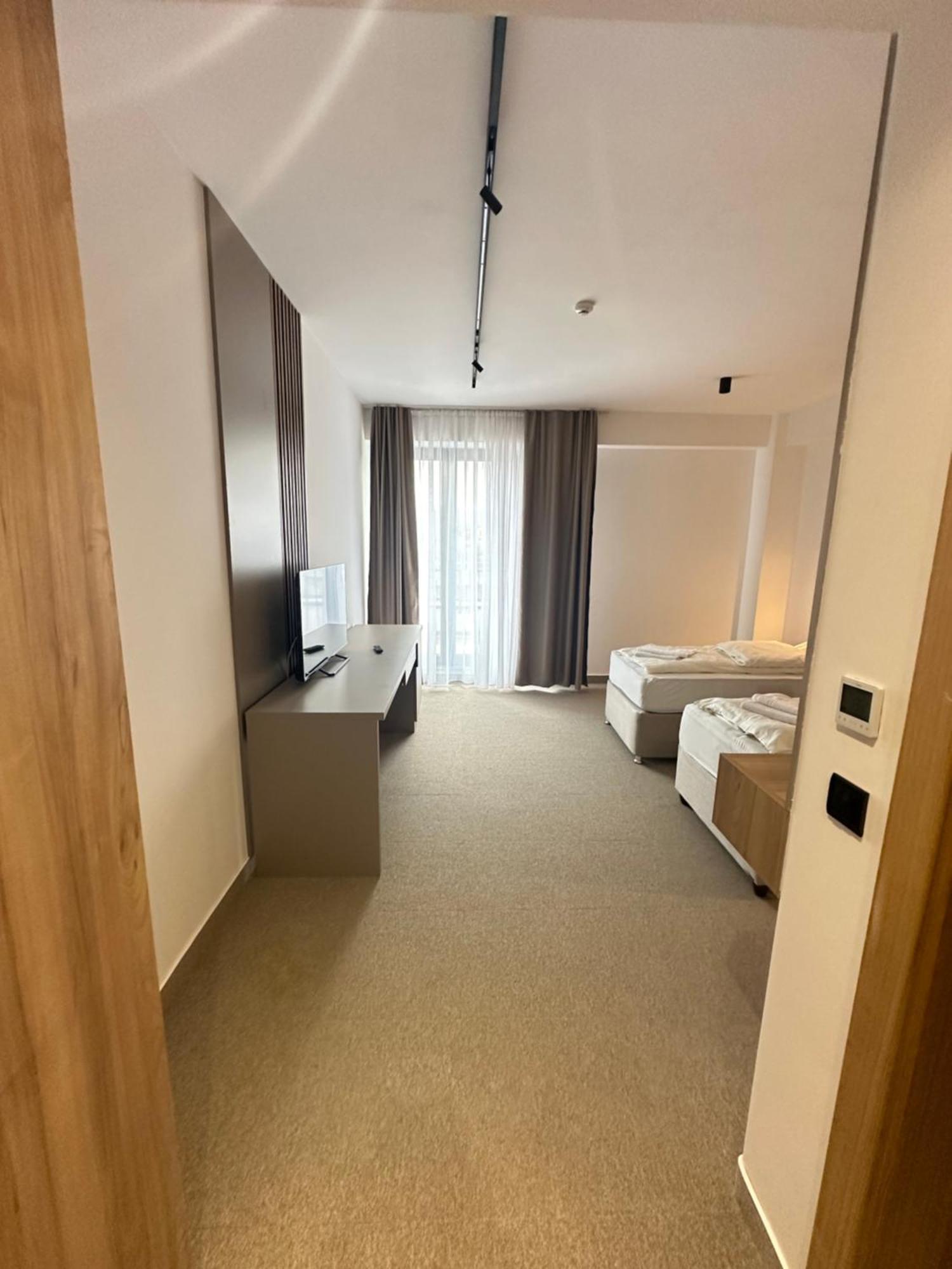 Hotel Suljovic อิลิดชา ภายนอก รูปภาพ